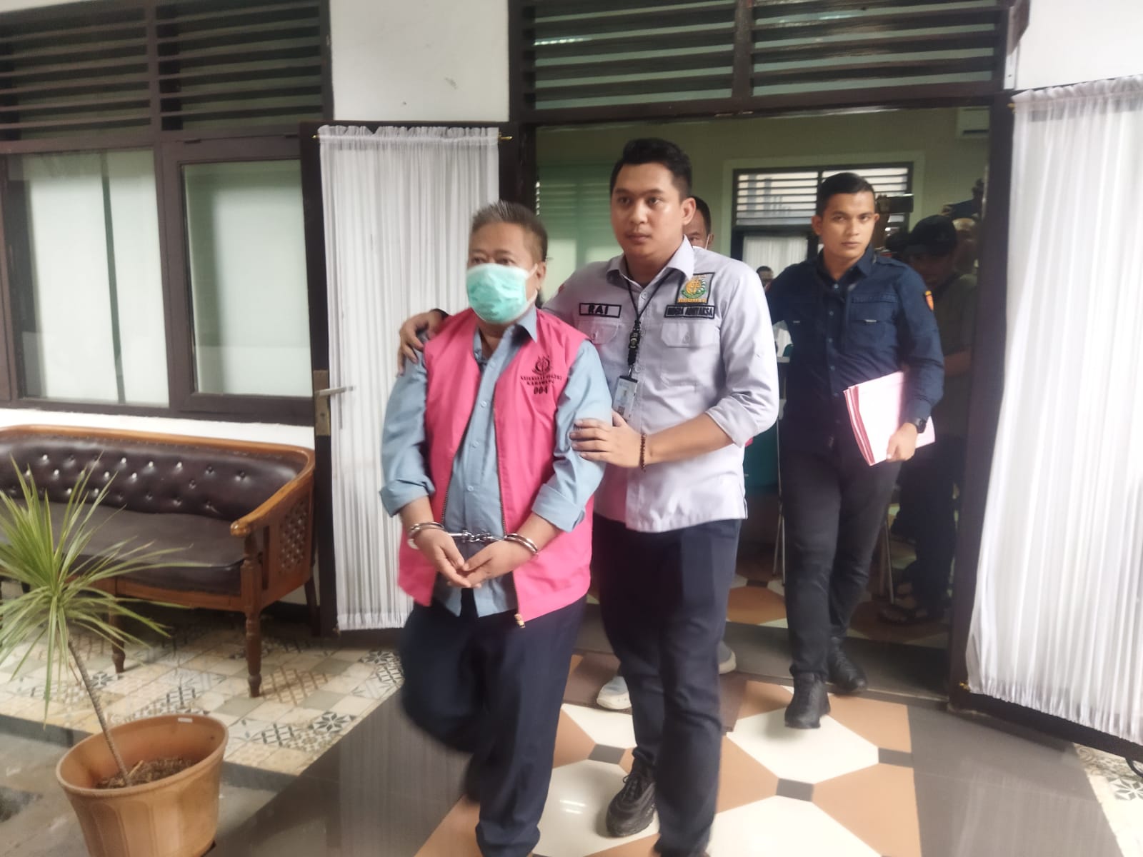 Pejabat Dishub Karawang Ditetapkan Sebagai Tersangka Korupsi Pju