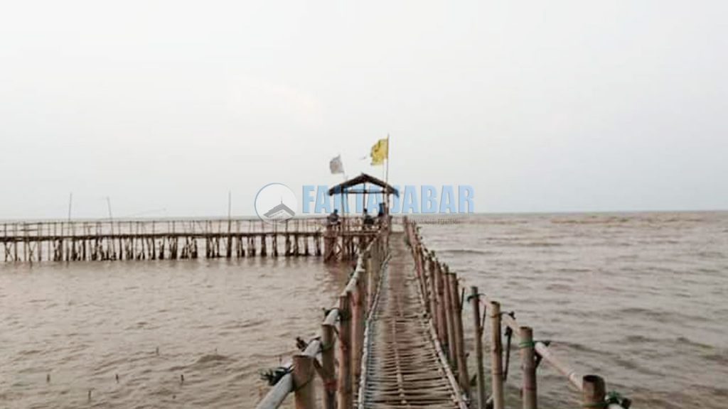 Dibalik Pantai Tangkolak Cilamaya Ada Sejarah Peninggalan Voc Begini Ceritanya Fakta Jabar